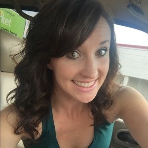 Meet your Posher, Kacie